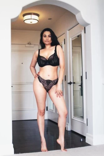 (310) 378-8197 - Indian Arab Sensual Queen in Los Angeles, California